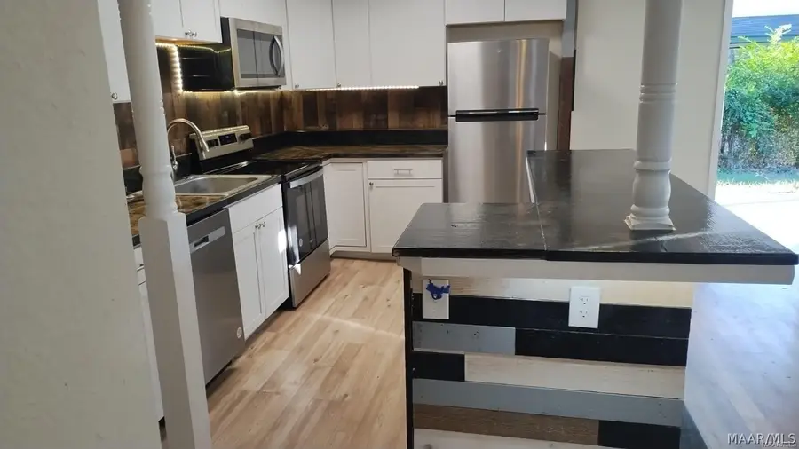 4053 Rosa L Parks Avenue, Montgomery, AL 36105 - #3