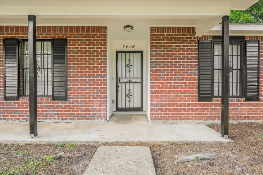 6216 South Hampton Drive, Montgomery, AL 36116 - #3