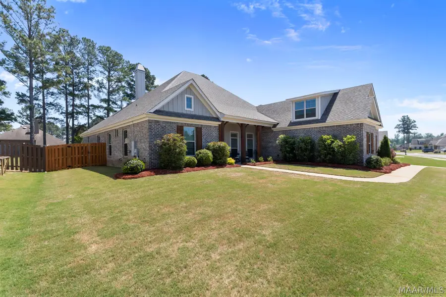 9210 Crescent Lodge Drive, Pike Road, AL 36064 - #3