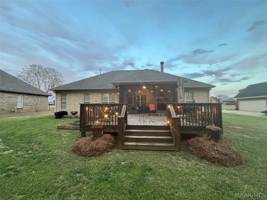 181 Village Knoll, Wetumpka, AL 36093 - #2