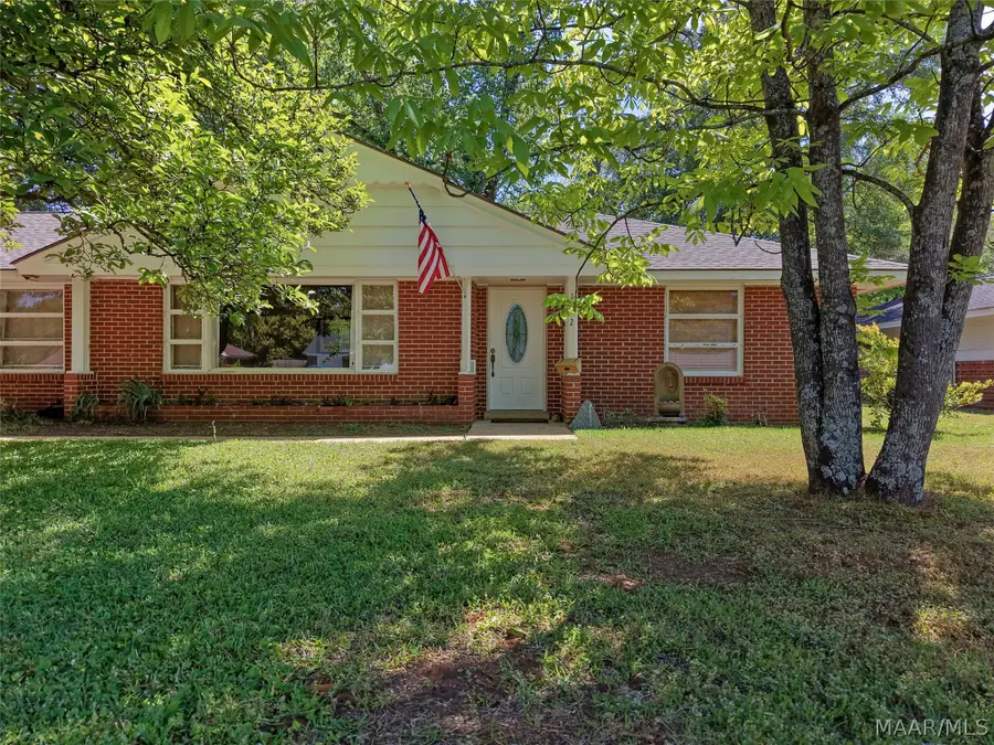 3012 Pelzer Avenue, Montgomery, AL 36109 - #3