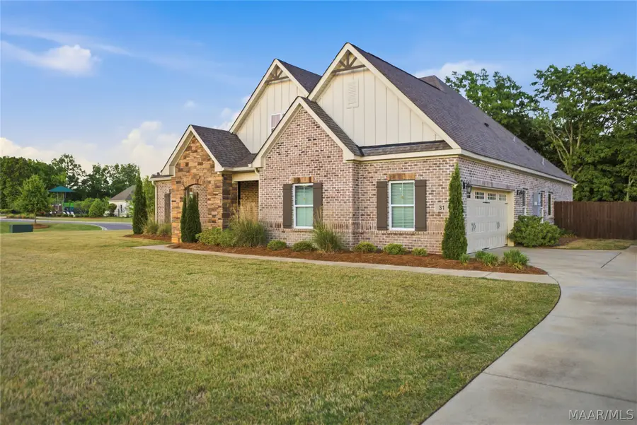 31 Alston Drive, Wetumpka, AL 36093 - #3