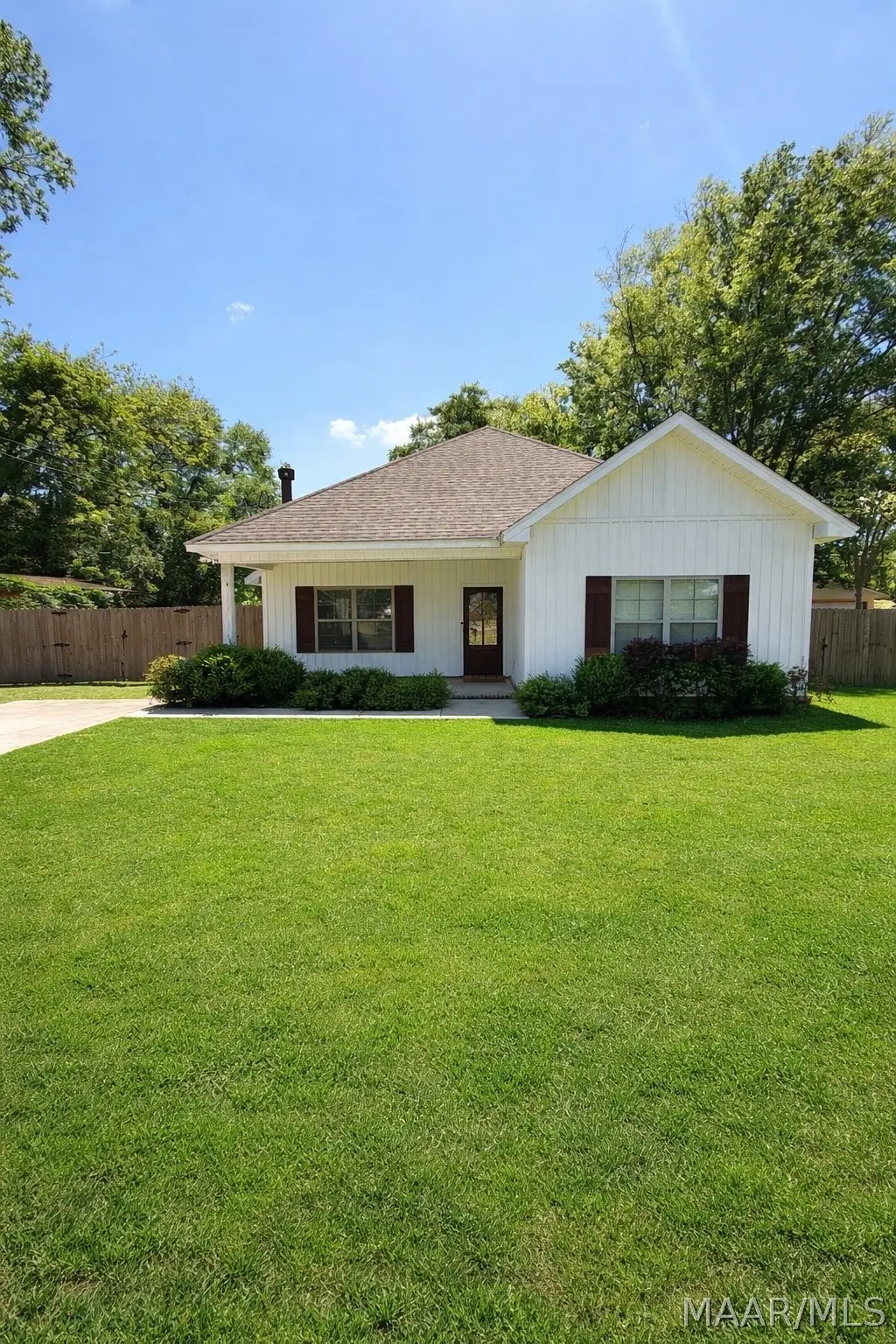 705 W Tallassee Street, Wetumpka, AL 36092 - #1