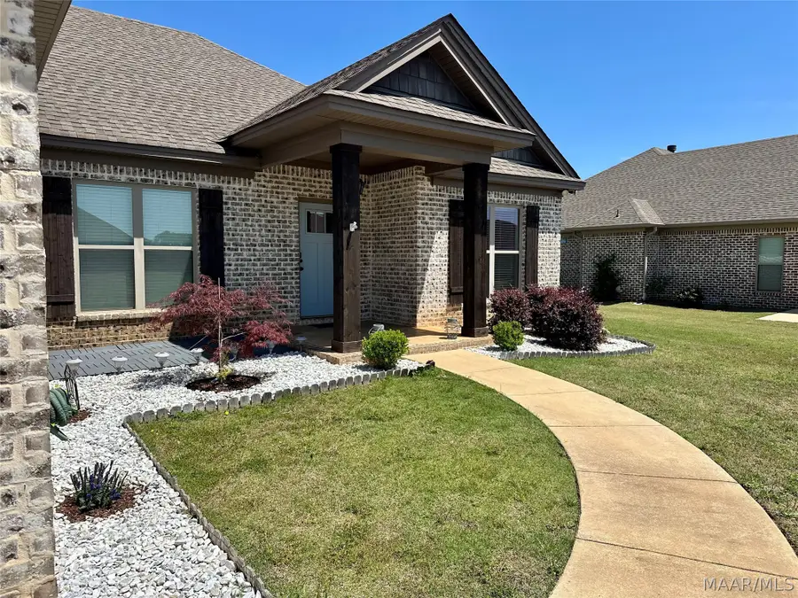 90 Grenada Court, Wetumpka, AL 36093 - #3