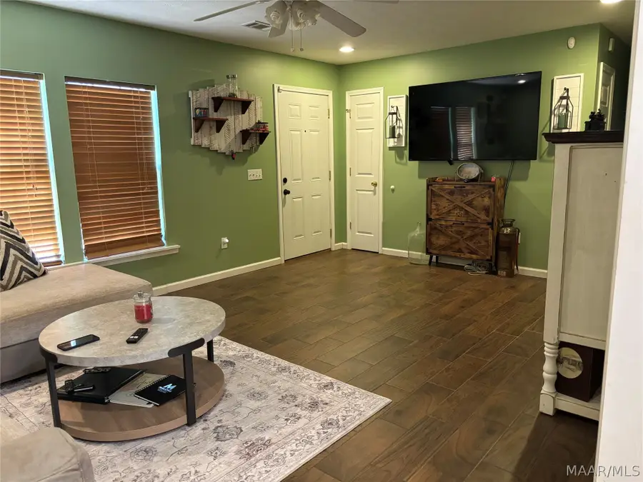 206 Larry Street, Prattville, AL 36067 - #3