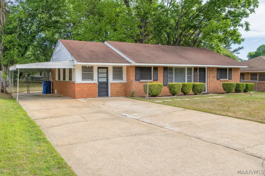 1033 Gipson Street, Prattville, AL 36066 - #2