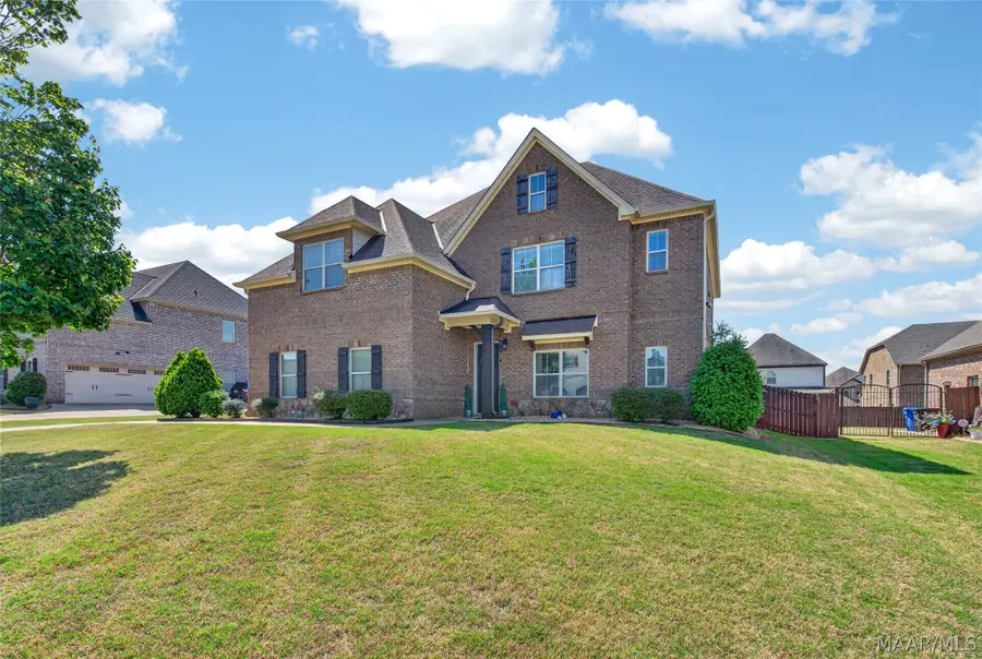 380 Sydney Drive S, Prattville, AL 36066 - #3