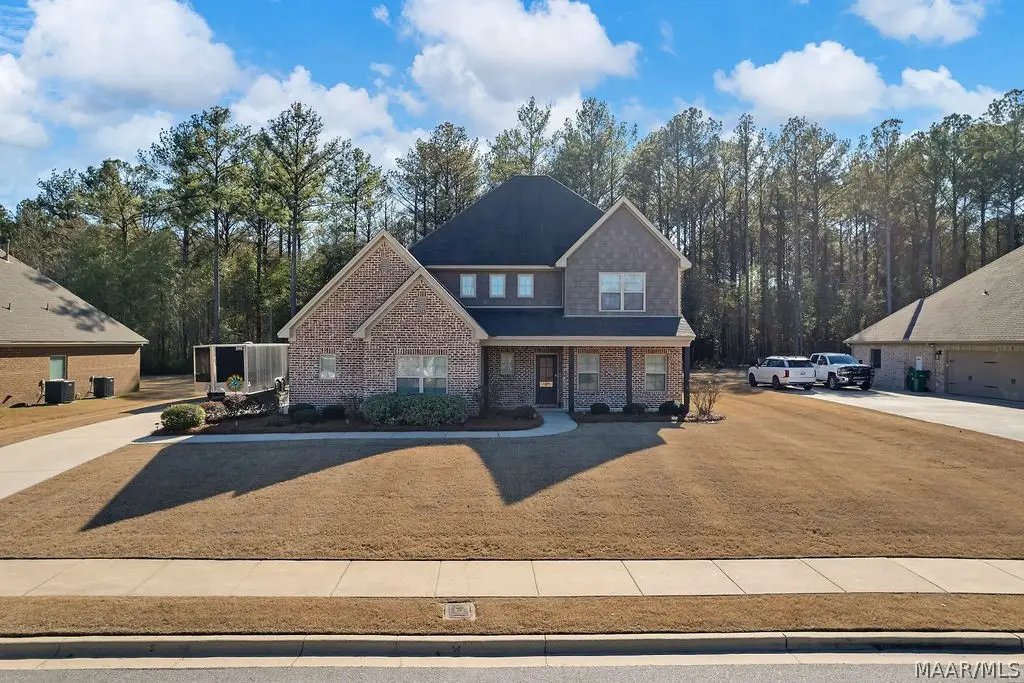 212 Spruce Knoll Lane, Elmore, AL 36025 - #1