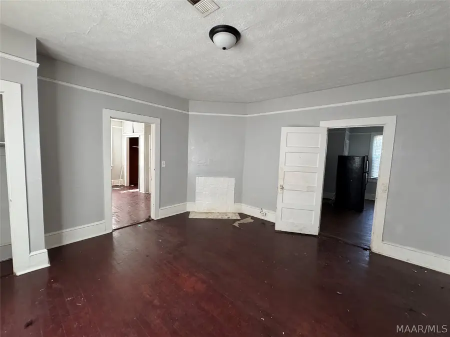 414 4th Street, Montgomery, AL 36110 - #3