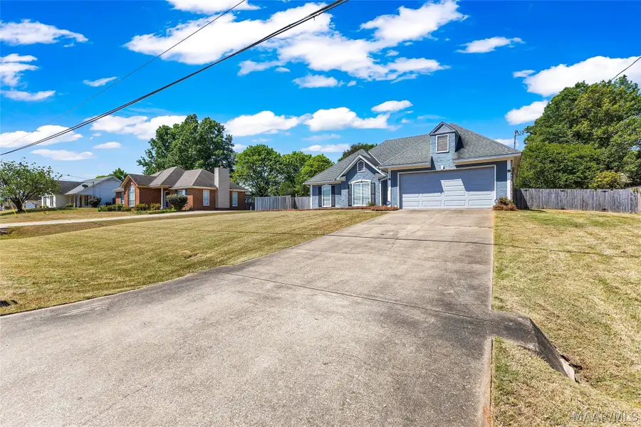 137 Old Orchard Road, Deatsville, AL 36022 - #3