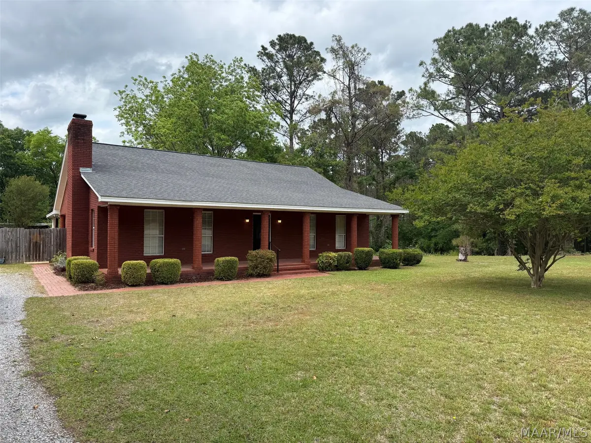 2207 County Road 85, Deatsville, AL 36022 - #1