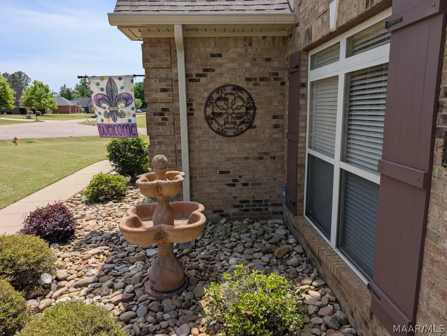 240 Woodford Drive, Millbrook, AL 36054 - #2