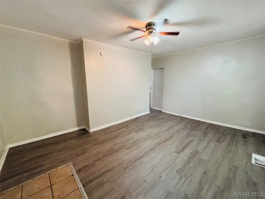 218 Broadway Street, Montgomery, AL 36110 - #2