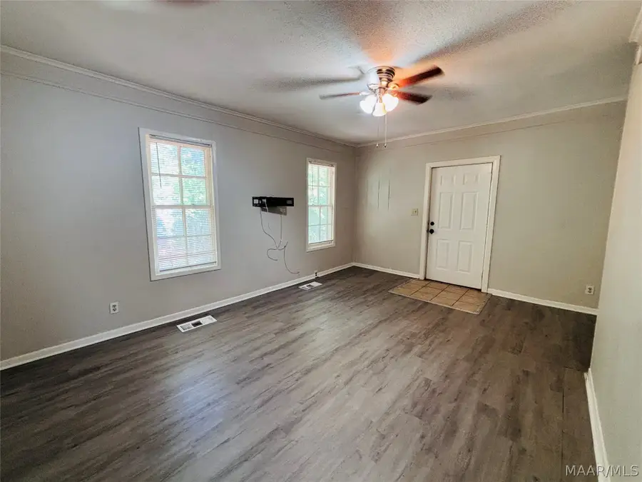 218 Broadway Street, Montgomery, AL 36110 - #3