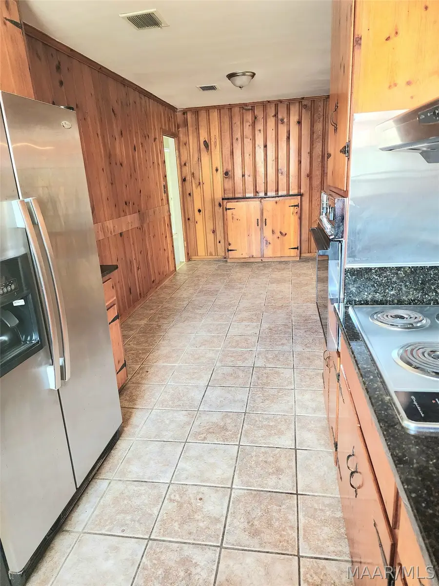 1210 Lakewood Drive, Montgomery, AL 36109 - #3