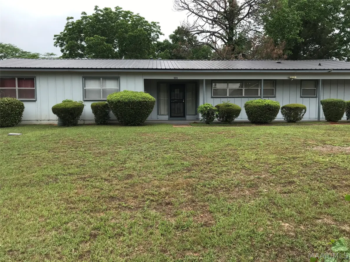 999 Randolph Circle, Selma, AL 36701 - #1