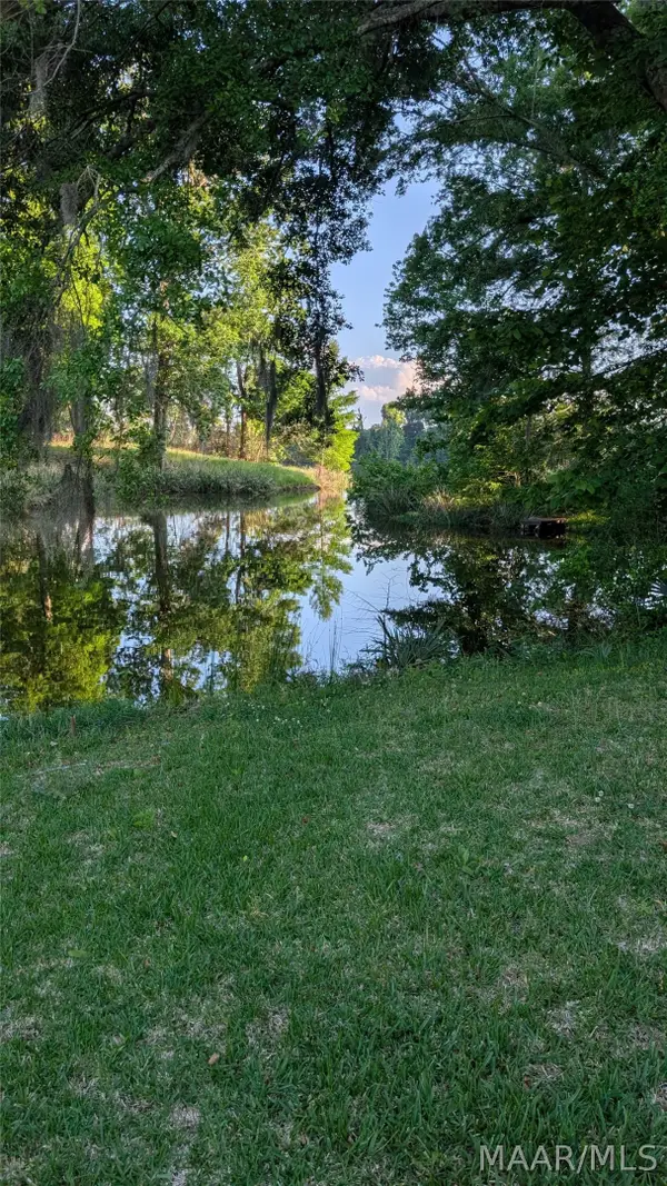 14 Choctaw Road, Orrville, AL 36767