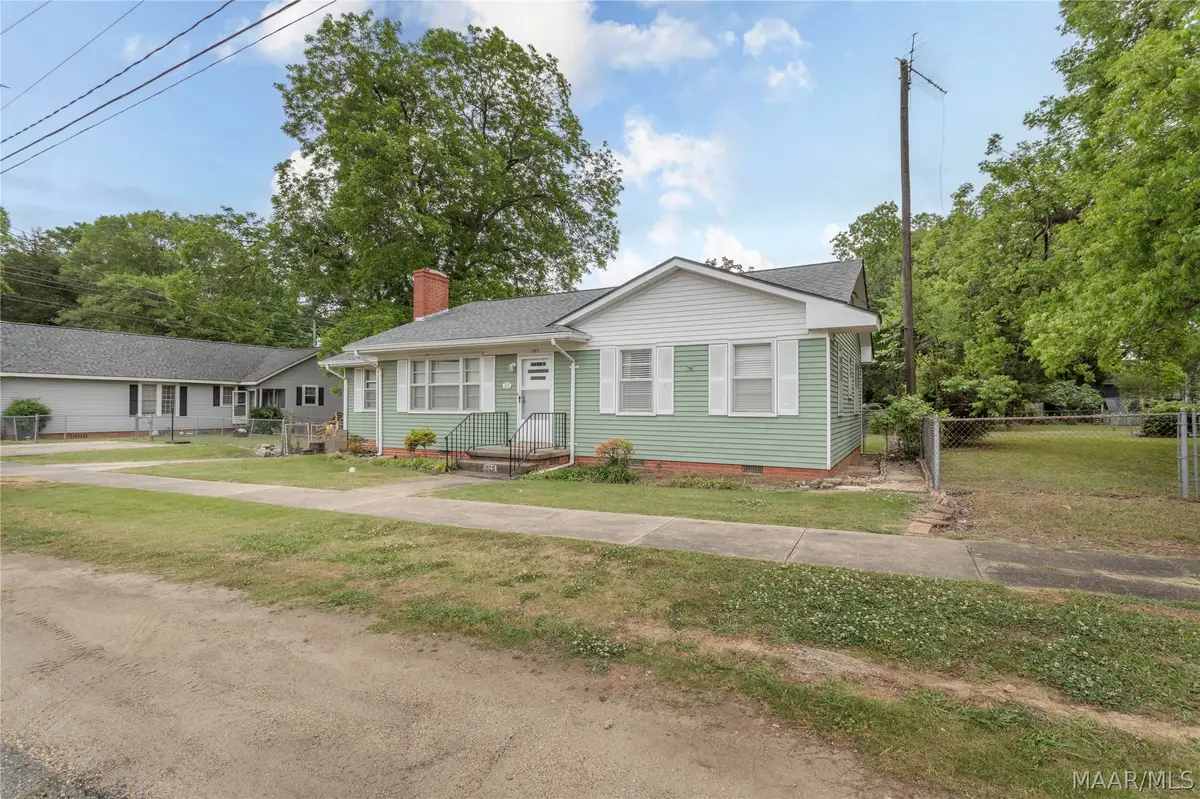 305 W Tallassee Street, Wetumpka, AL 36092 - #1
