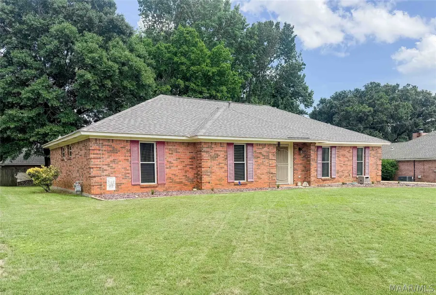 1214 Jamestown Drive, Prattville, AL 36067 - #2