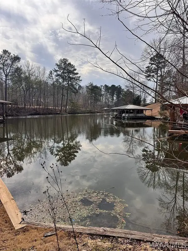 10 Yacht Club Road, Titus, AL 36080