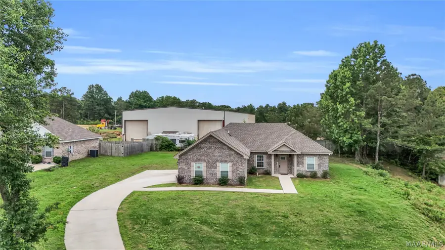 715 Pinetuckett Parkway, Deatsville, AL 36022 - #3