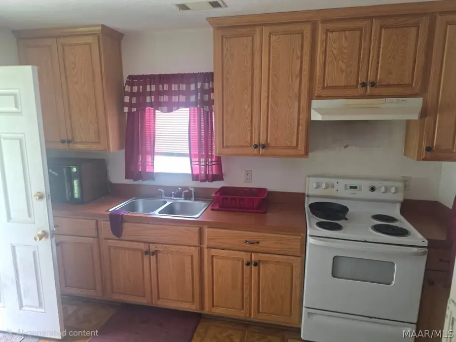 4200 E Lawnwood Drive, Montgomery, AL 36108 - #2
