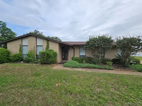 114 E Teri Court, Prattville, AL 36066