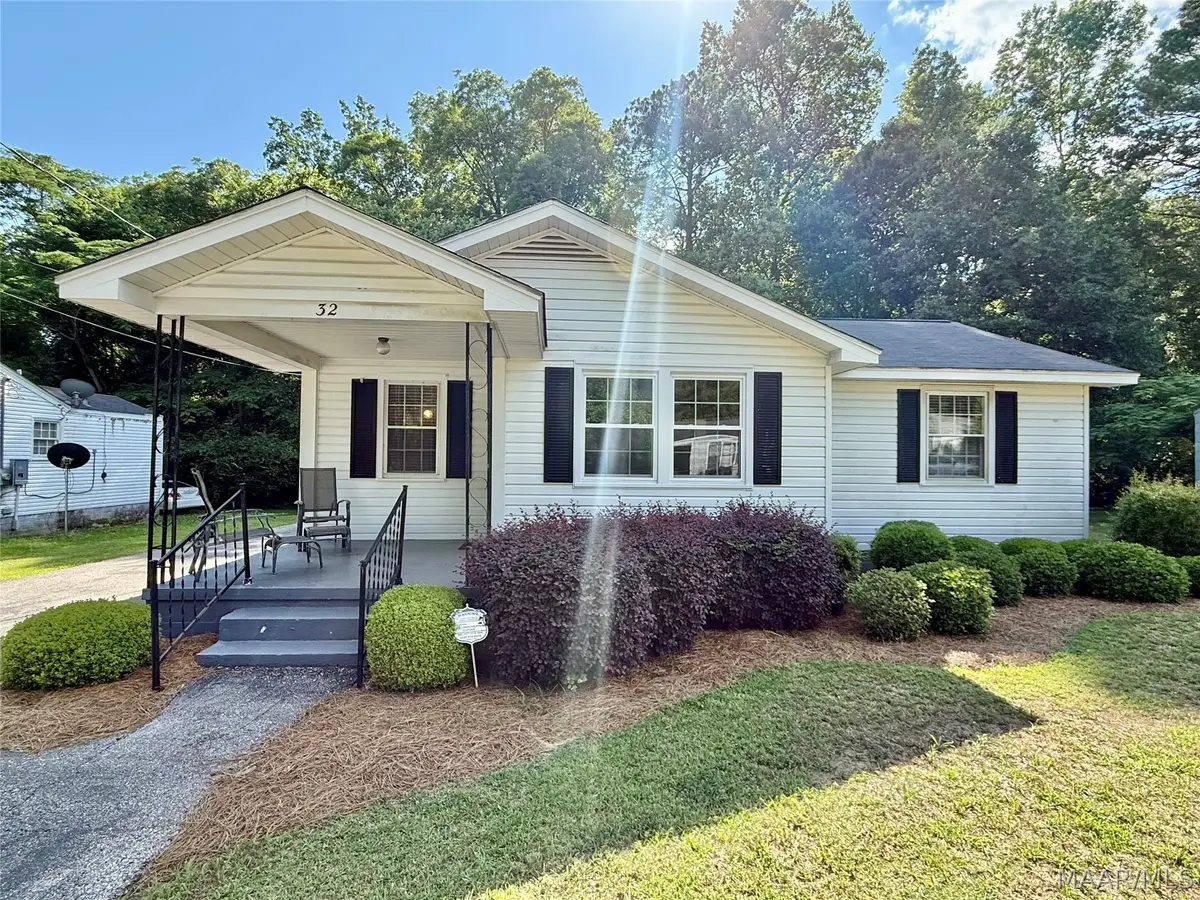 32 Pecan Drive, Selma, AL 36701 - #1