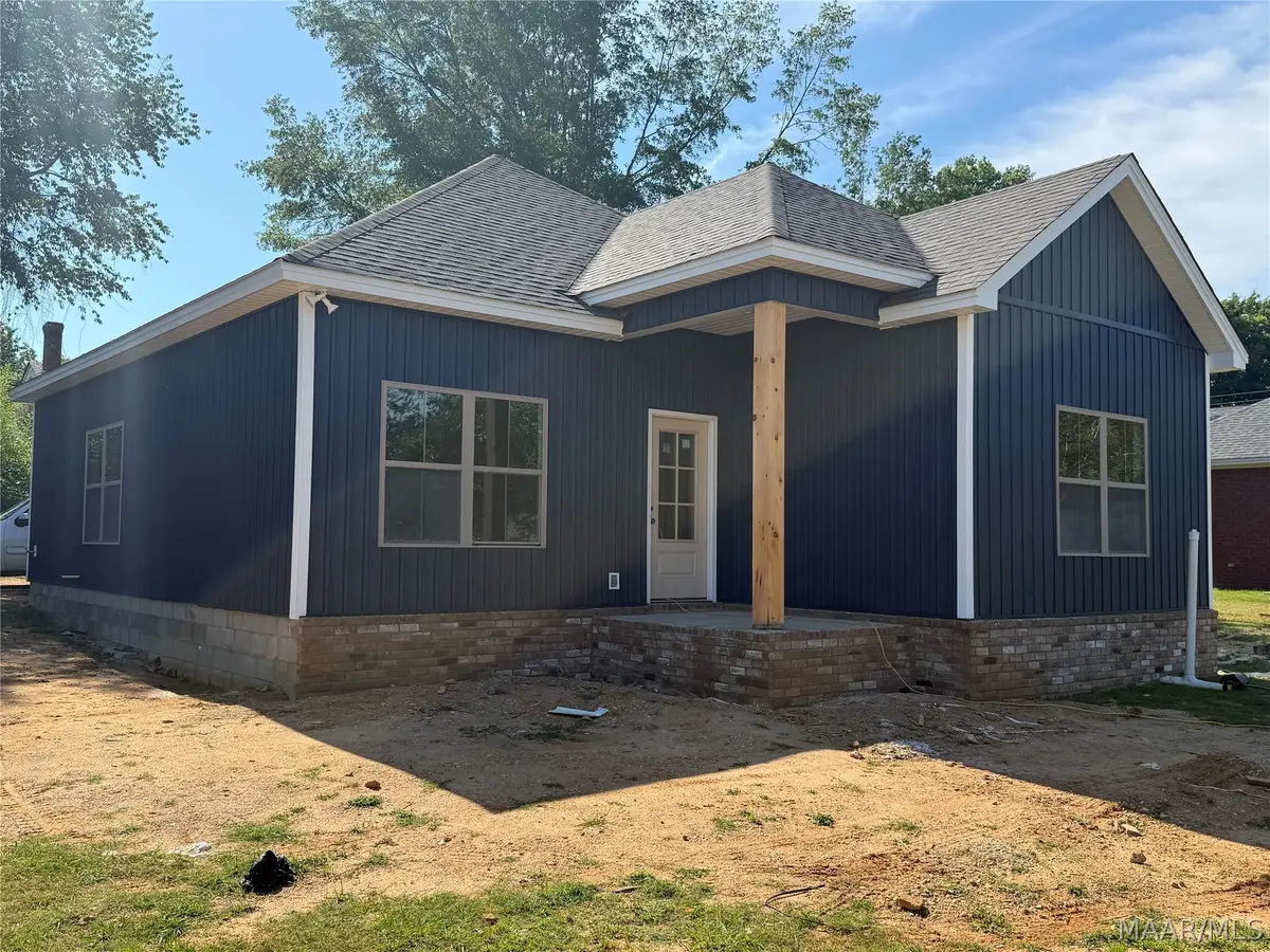 404 Alabama Street, Wetumpka, AL 36092 - #1