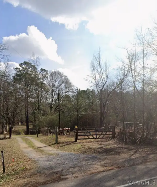 6790 Deatsville Highway, Deatsville, AL 36022