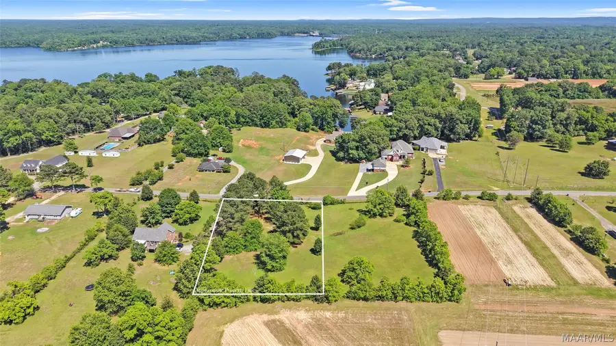 367 Lake Region Circle, Wetumpka, AL 36092 - #2