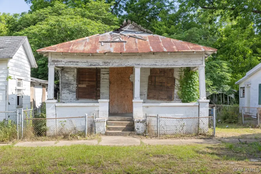 909 Minter Avenue, Selma, AL 36701 - #2