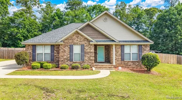 115 Fox Run Drive, Deatsville, AL 36022