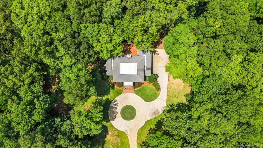 256 Aegean Way, Wetumpka, AL 36093 - #2