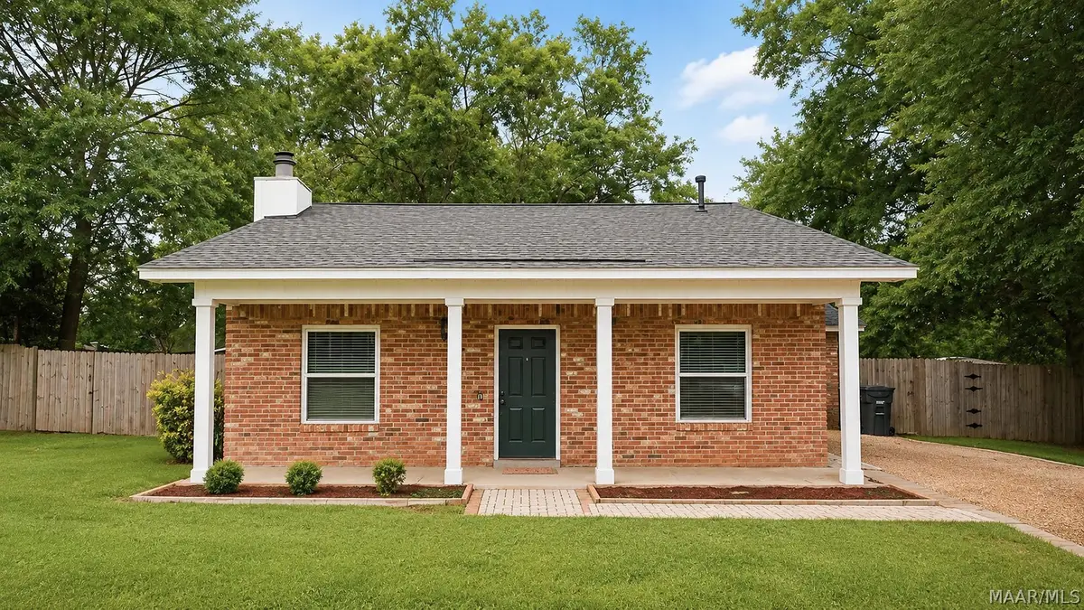 136 Honeysuckle Drive, Millbrook, AL 36054 - #1