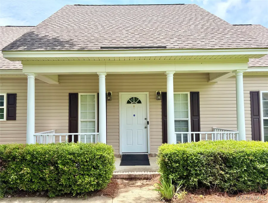 308 Meadowview Drive, Wetumpka, AL 36092 - #2