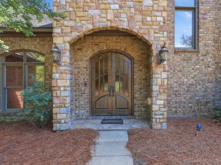 736 Keeneland Way, Montgomery, AL 36109 - #3