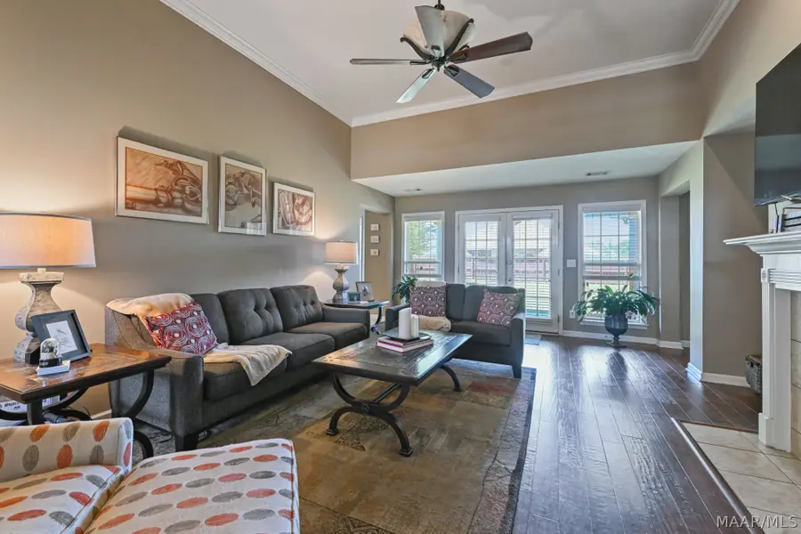1045 E Poplar Street, Prattville, AL 36066 - #3