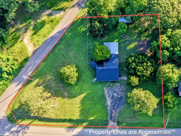 323 Little Road, Tallassee, AL 36078