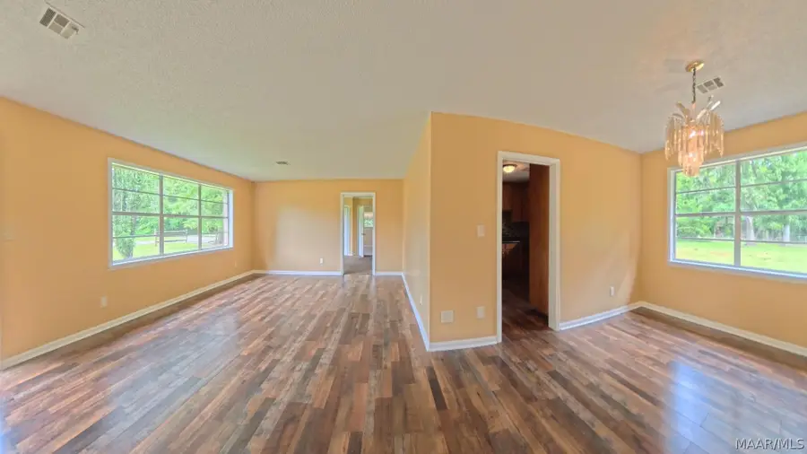 611 Mangum Avenue, Selma, AL 36701 - #3