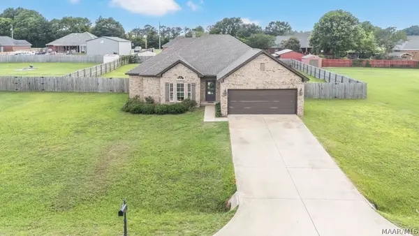 2473 Fox Ridge Drive, Prattville, AL 36067