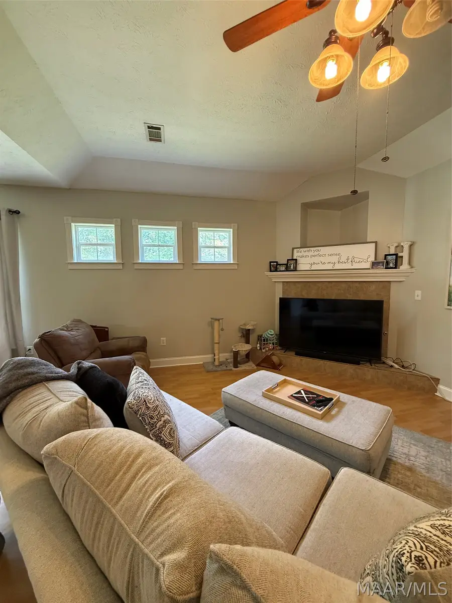 116 Oakleigh Drive, Wetumpka, AL 36092 - #3