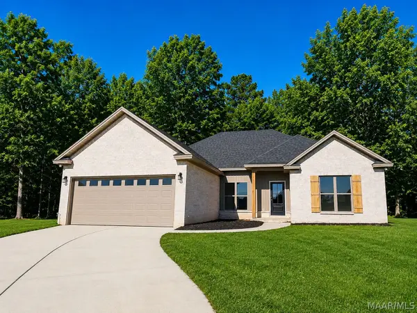 157 Trotter's View Road, Deatsville, AL 36022