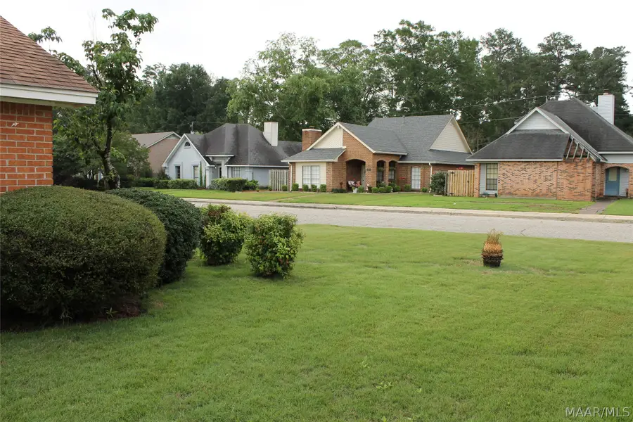3817 Elm Avenue, Montgomery, AL 36109 - #3