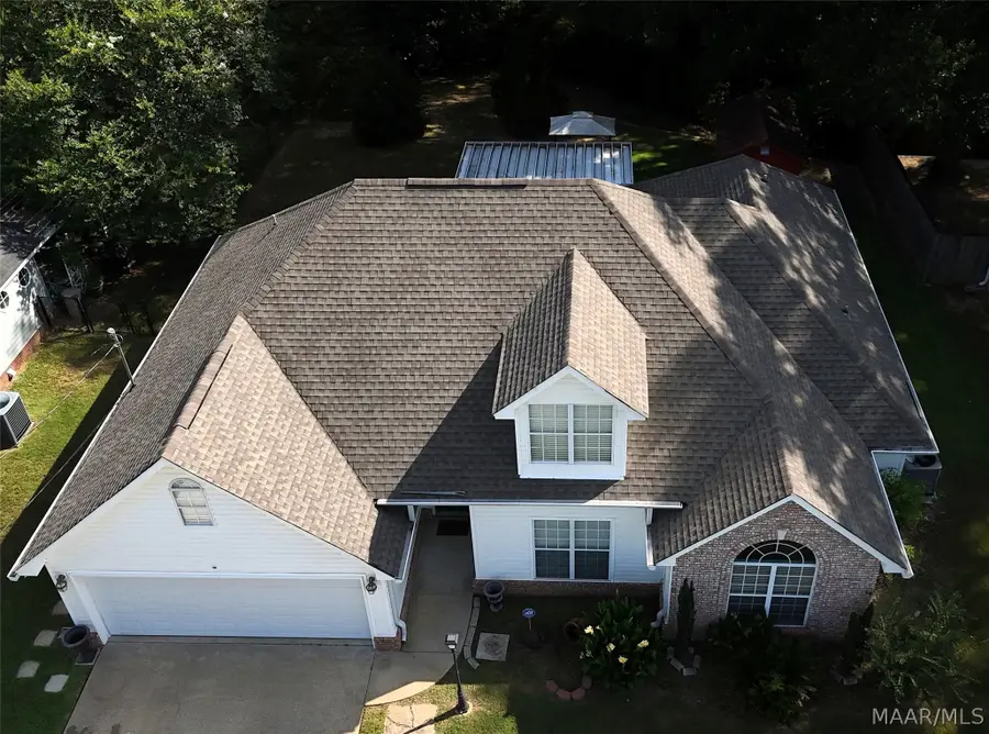 186 Homewood Drive, Millbrook, AL 36054 - #3