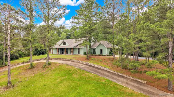 1328 Cherokee Trail, Tallassee, AL 36078