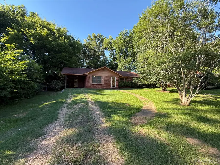 407 Laurel Avenue, Selma, AL 36701 - #2