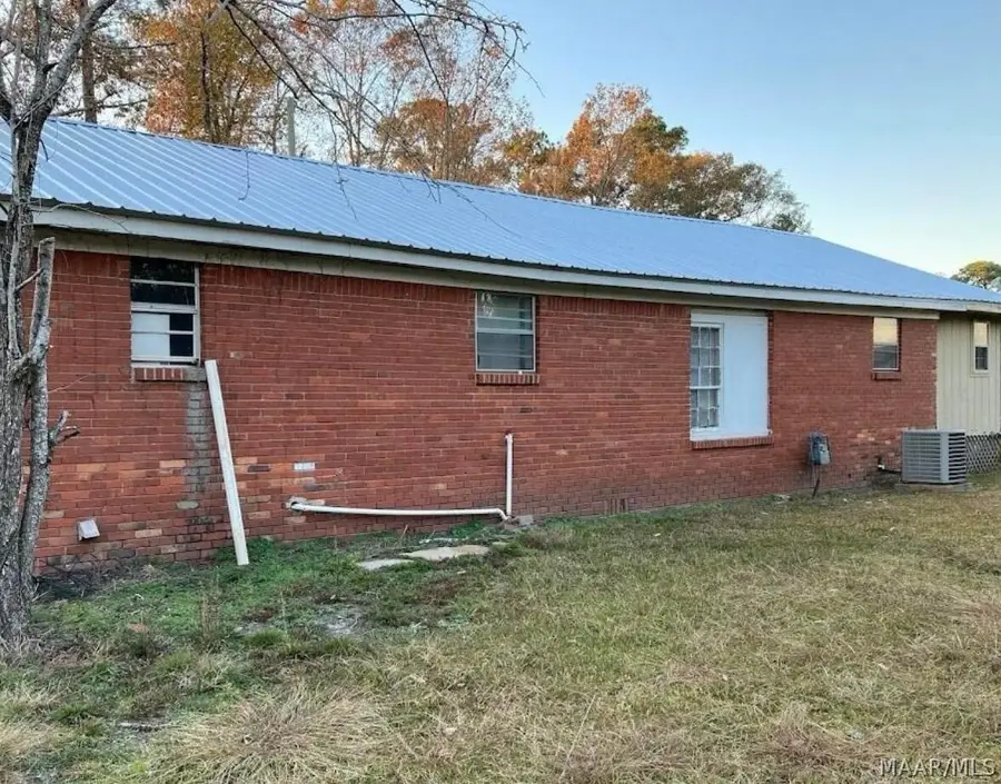 137 Carter Drive, Grove Hill, AL 36451 - #2