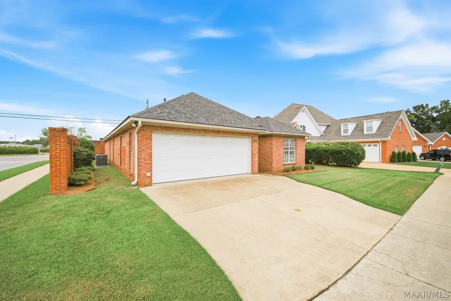 100 River Chase Court, Wetumpka, AL 36092 - #2