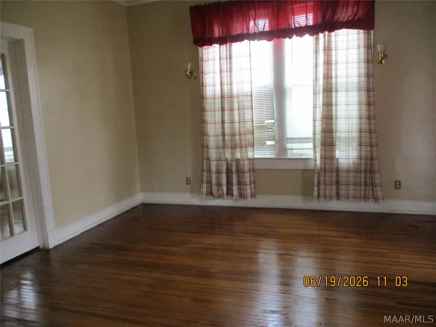 635 Pettus Street, Selma, AL 36701 - #2
